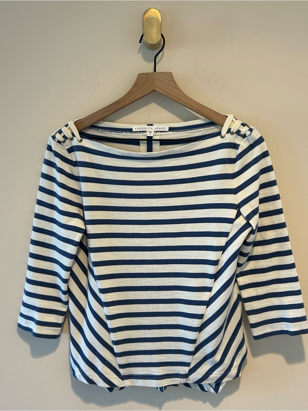 Veronica Beard Women’s Blue & White Striped Crewneck Top Boatneck Lace Shoulder